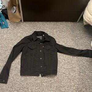 Levi black jean jacket